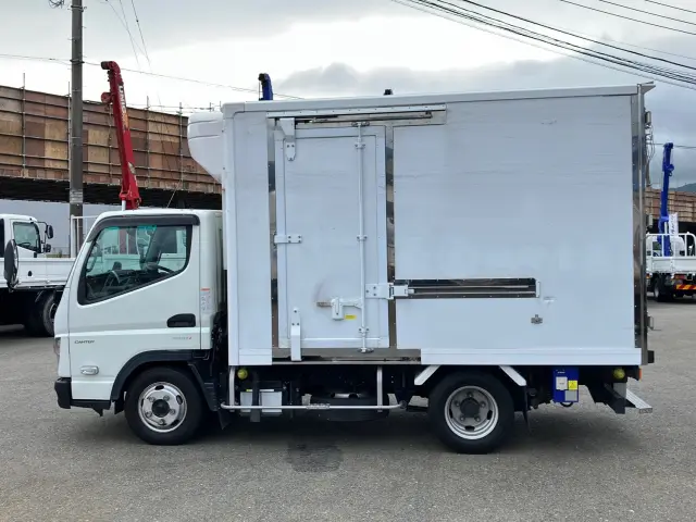 三菱 キャンター 2RG-FBA20(2WD)の写真5