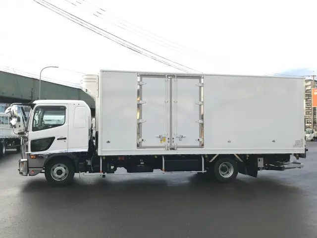 日野 レンジャー 2KG-FD2ABG(2WD)の写真5