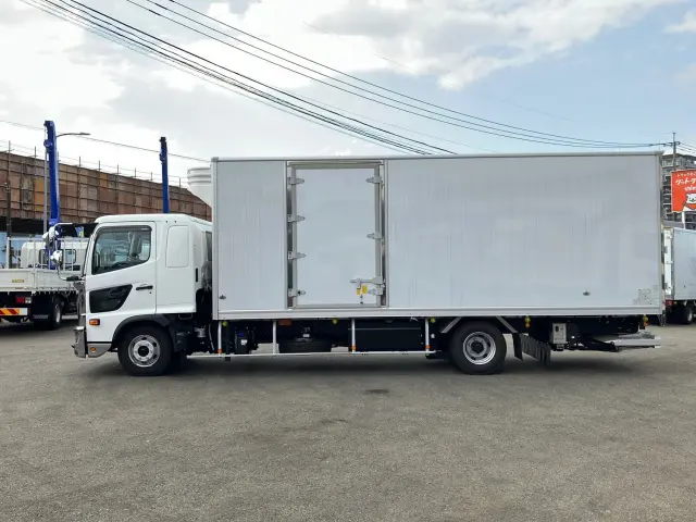 日野 レンジャー 2KG-FD2ABG(2WD)の写真5