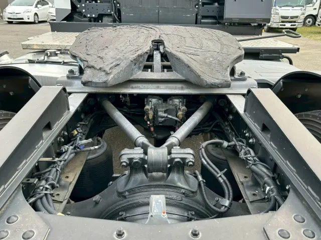 三菱 スーパーグレート 2PG-FP74HDR(2WD)の写真9