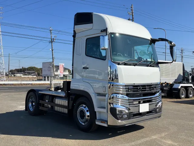 三菱 スーパーグレート 2RG-FP84VER(2WD)の写真2