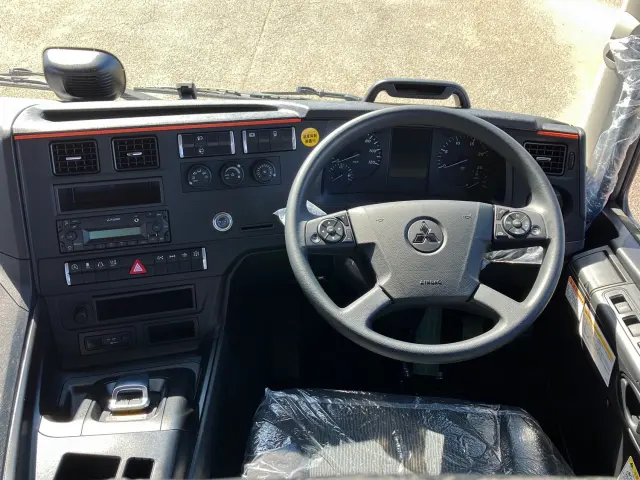 三菱 スーパーグレート 2RG-FP84VER(2WD)の写真17