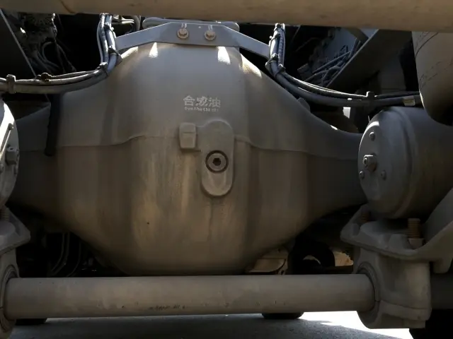 UD クオン 2PG-GK5AAB(2WD)の写真12