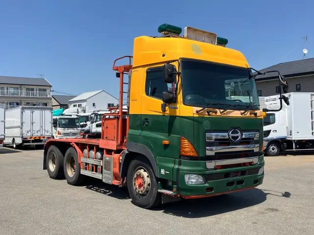 日野 プロフィア QDG-SS1EKAA(6x4)の写真2
