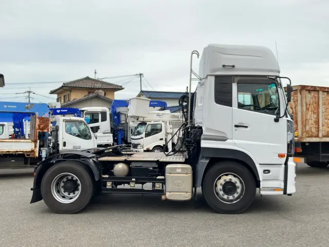 UD クオン QKG-GK6XAB(2WD)の写真6
