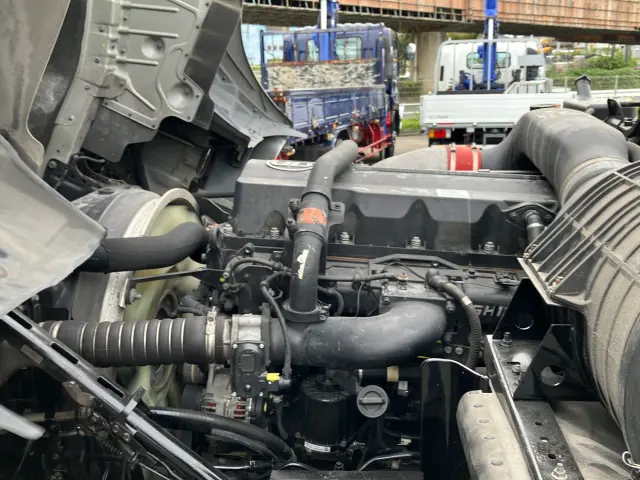 UD クオン QKG-GK6XAB(2WD)の写真13