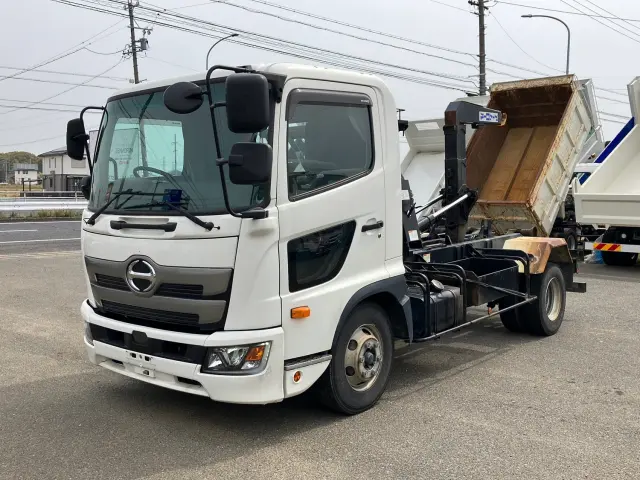 日野 レンジャー 2KG-FC2ABA(2WD)の写真1