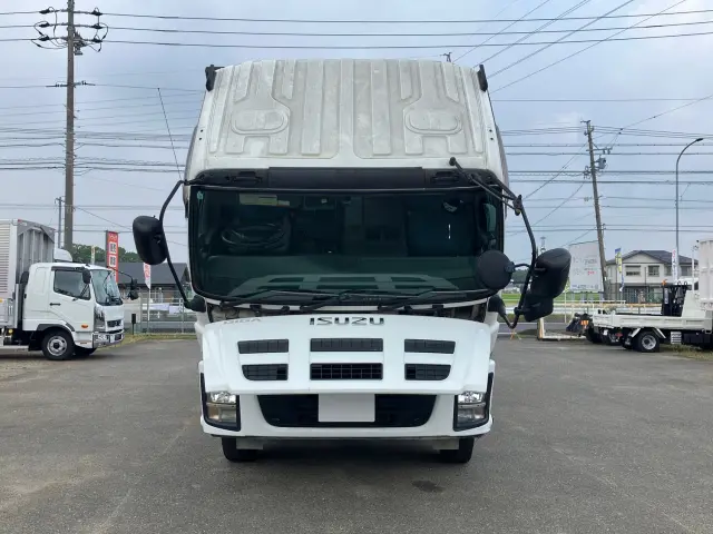 いすゞ ギガ QKG-CXZ77AT(6x4)の写真23