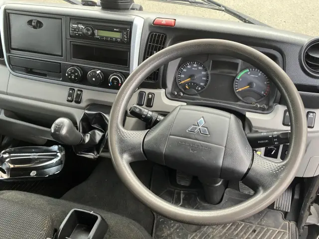 三菱 キャンター 2PG-FBAV0(2WD)の写真20