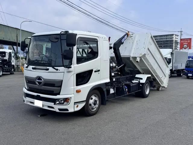 日野 レンジャー 2PG-FD2ABA(2WD)の写真1