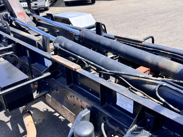 日野 レンジャー ADG-FD7JGWA(2WD)の写真9