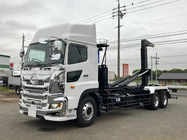 日野 プロフィア 2DG-FS1AHE(6x4)の写真1