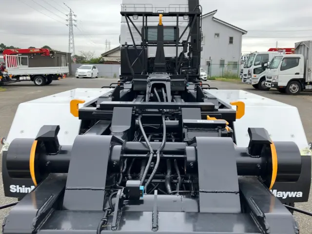 日野 プロフィア 2DG-FS1AHE(6x4)の写真8