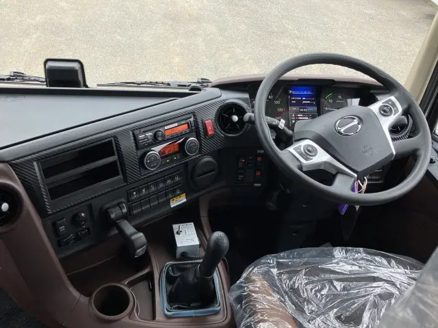 日野 プロフィア 2DG-FS1AHE(6x4)の写真17