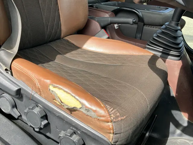 日野 レンジャー 2KG-FD2ABA(2WD)の写真18