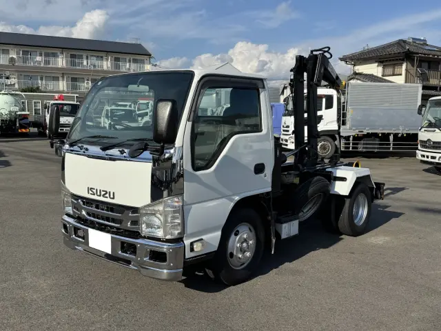 いすゞ エルフ TKG-NKR85AN(2WD)の写真1