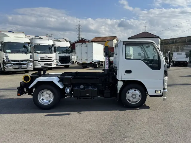 いすゞ エルフ TKG-NKR85AN(2WD)の写真6