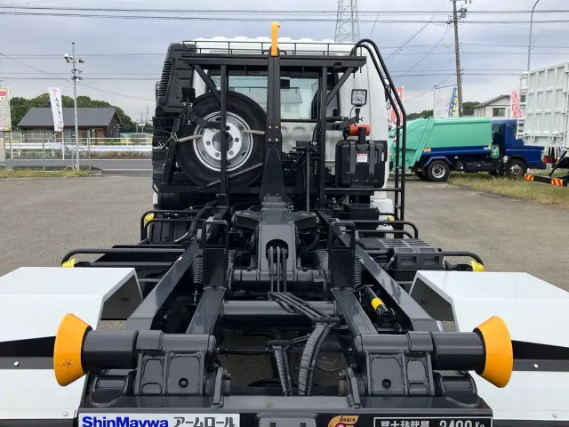 三菱 ファイター 2KG-FK72F(2WD)の写真8
