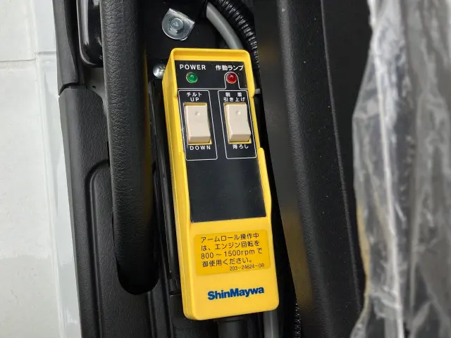 三菱 ファイター 2KG-FK72F(2WD)の写真19