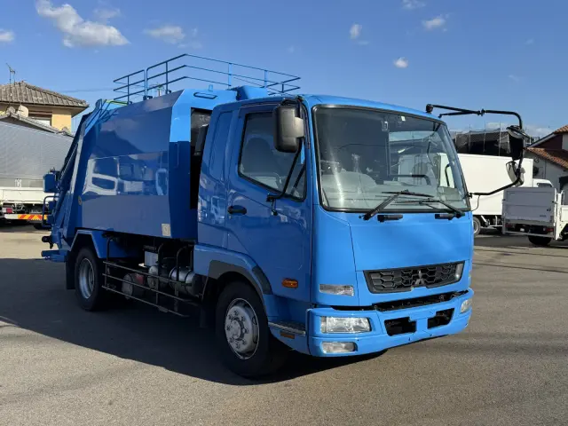 三菱 ファイター SKG-FK62FY(2WD)の写真2