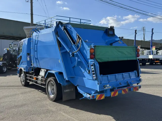 三菱 ファイター SKG-FK62FY(2WD)の写真4