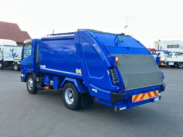 いすゞ エルフ SKG-NPR85YN(2WD)の写真4