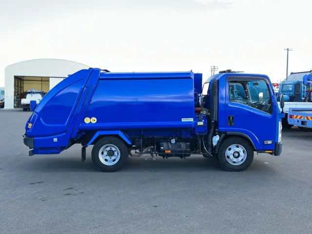 いすゞ エルフ SKG-NPR85YN(2WD)の写真6