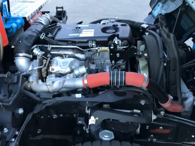 いすゞ エルフ TPG-NMR85AN(2WD)の写真16