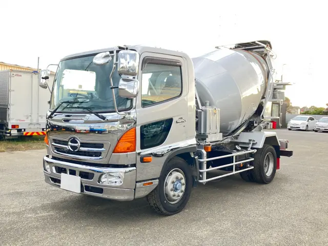 日野 レンジャー LKG-FJ7JDAA(2WD)の写真1