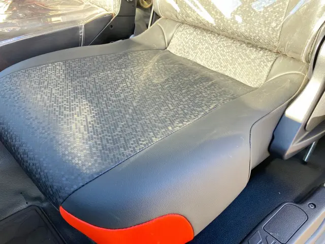 日野 レンジャー 2KG-FC2ABA(2WD)の写真18