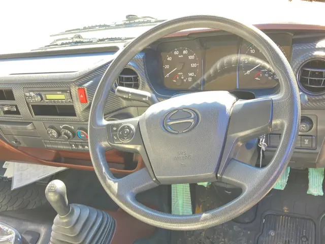 日野 レンジャー 2KG-FC2ABA(2WD)の写真19