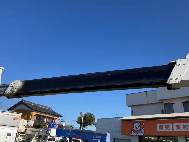 いすゞ エルフ TKG-NKR85AN(2WD)の写真13