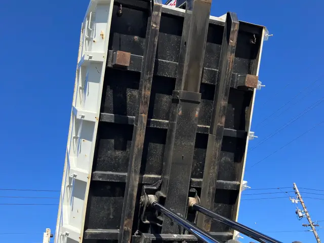 三菱 スーパーグレート 2KG-FV70HY(6x4)の写真11