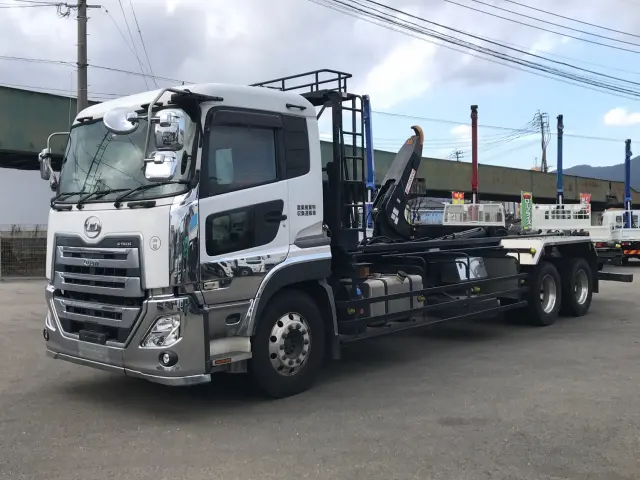 ＵＤ クオン 2PG-CD5CL(6x2)の写真1