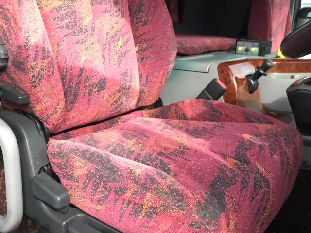 ＵＤ クオン 2PG-CD5CL(6x2)の写真15