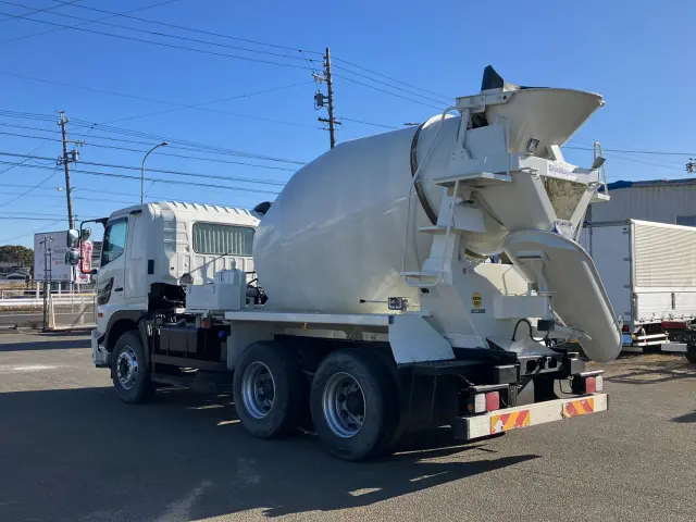 日野 プロフィア 2DG-FS1AGE(6x4)の写真4