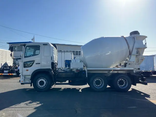 日野 プロフィア 2DG-FS1AGE(6x4)の写真5