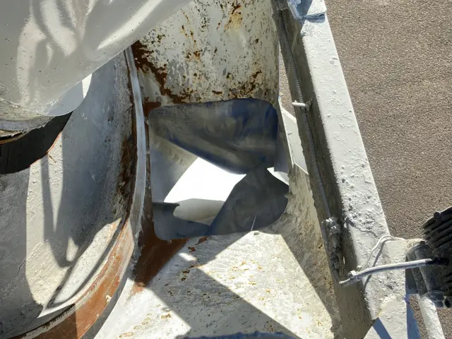 日野 プロフィア 2DG-FS1AGE(6x4)の写真13