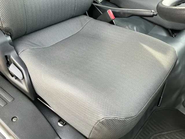 三菱 キャンター 2PG-FEB90(2WD)の写真17