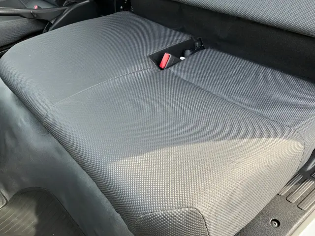 三菱 キャンター 2PG-FEB90(2WD)の写真18