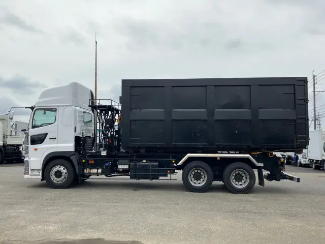 日野 プロフィア 2DG-FS1AJE(6x4)の写真5