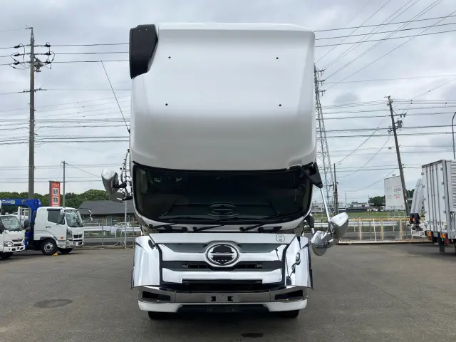 日野 プロフィア 2DG-FS1AJE(6x4)の写真23