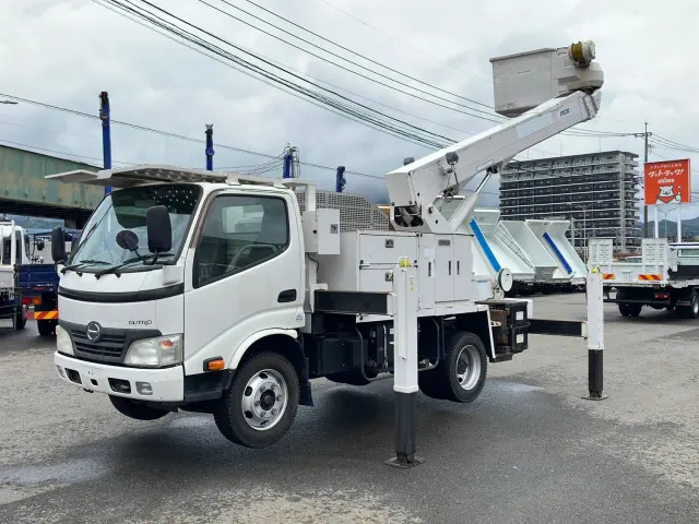 日野 デュトロ BDG-XZU334M改(2WD)の写真1