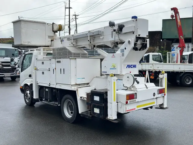 日野 デュトロ BDG-XZU334M改(2WD)の写真4