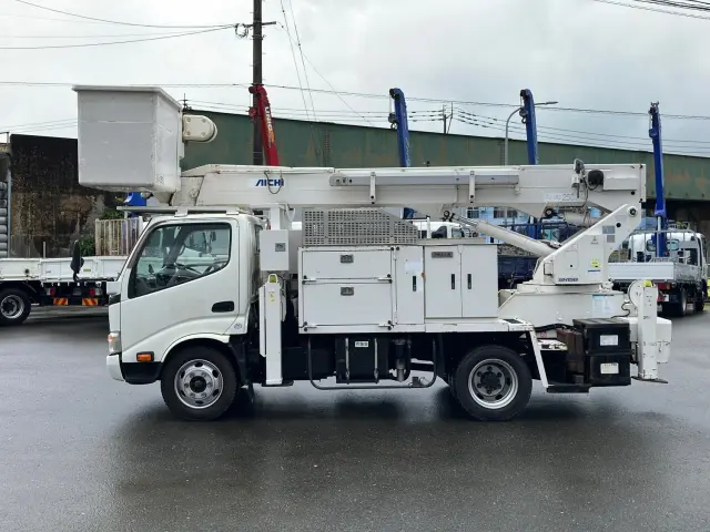 日野 デュトロ BDG-XZU334M改(2WD)の写真5