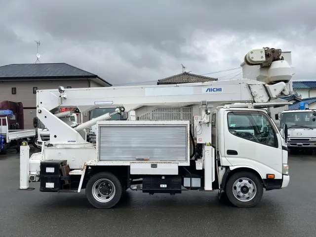 日野 デュトロ BDG-XZU334M改(2WD)の写真6