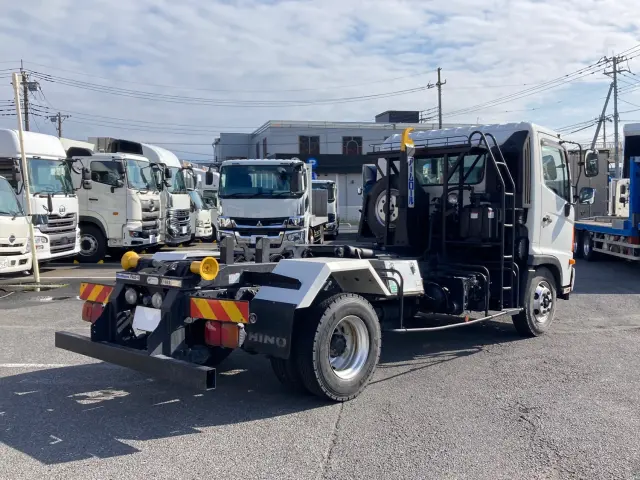 日野 レンジャー TKG-FC9JEAA(2WD)の写真3