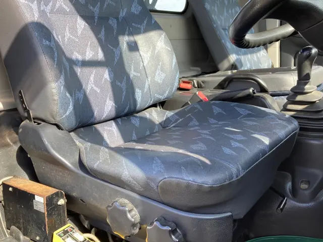 日野 レンジャー TKG-FC9JEAA(2WD)の写真15