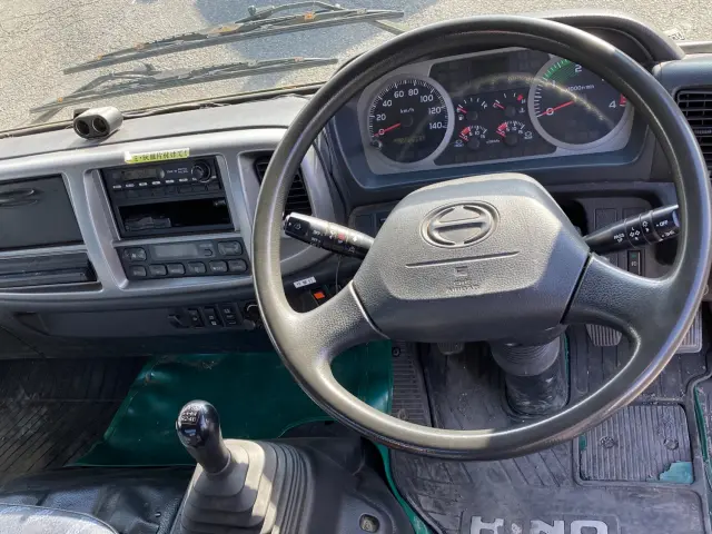 日野 レンジャー TKG-FC9JEAA(2WD)の写真17