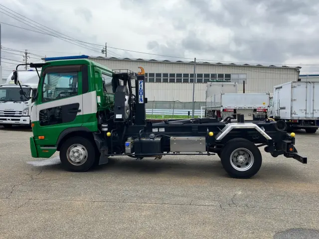 UD コンドル TKG-MK38L(2WD)の写真5